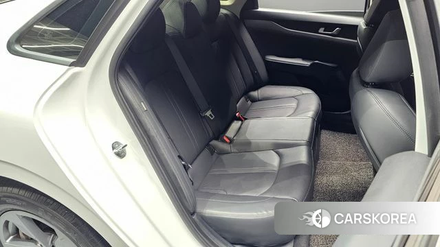 Kia K5 3rd generation 2022 Белый из Кореи, фото 2