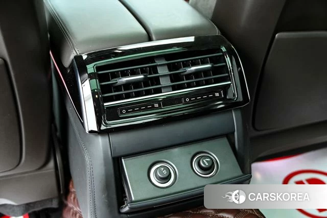 Audi A8 PHEV 2022 Черный из Китая, фото 2