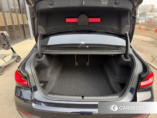 BMW 5 Series (G30) 2021 Черный из Кореи, фото 2