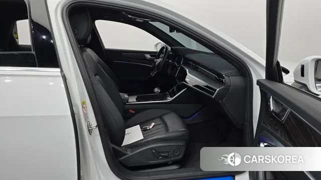 Audi A6 (C8) 2020 Белый из Кореи, фото 2