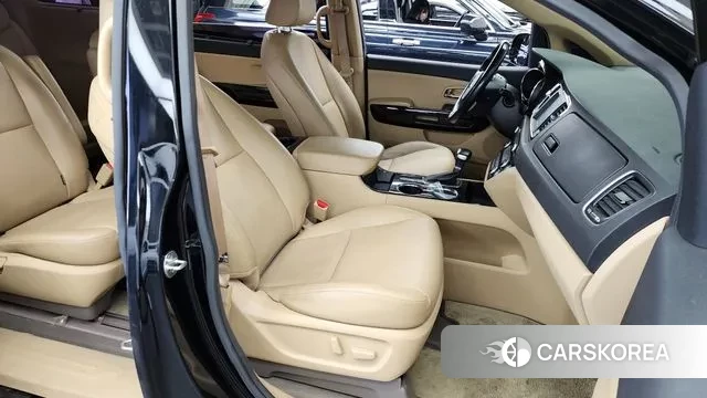 Kia The New Carnival 2018 Черный из Кореи, фото 2