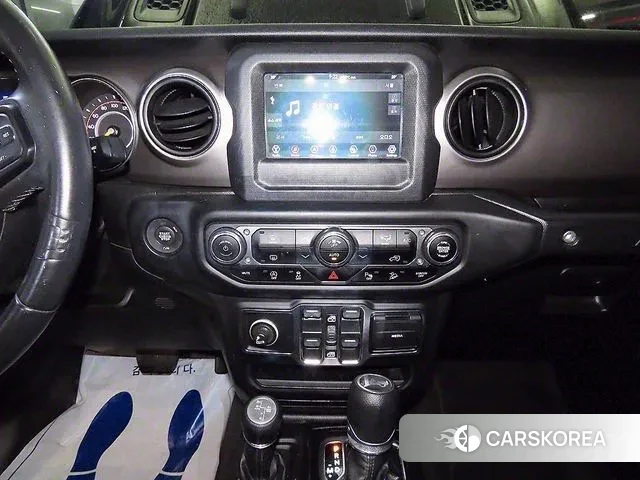 Jeep Wrangler (JL) 2019 Черный из Кореи, фото 2