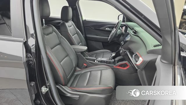 Chevrolet (GM Daewoo) Trailblazer 2022 Черный из Кореи, фото 2