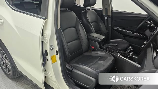 Ssangyong Berry New Tivoli 2022 Белый из Кореи, фото 2