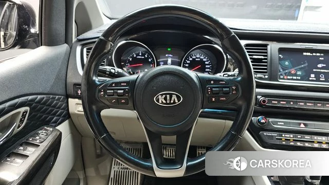 Kia The New Carnival 2018 Черный из Кореи, фото 2