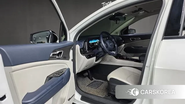 Kia Sportage 5th Generation 2021 Белый из Кореи, фото 2