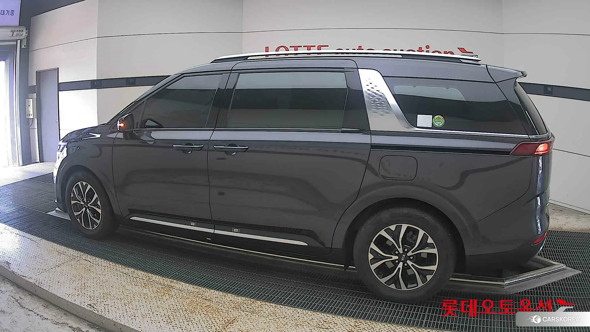 Kia Carnival 2021 Другое из Кореи, фото 2
