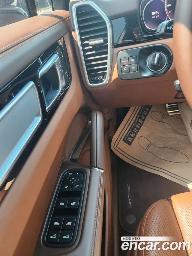 Porsche Cayenne (PO536) 2023 Серебристо-серый из Кореи, фото 2