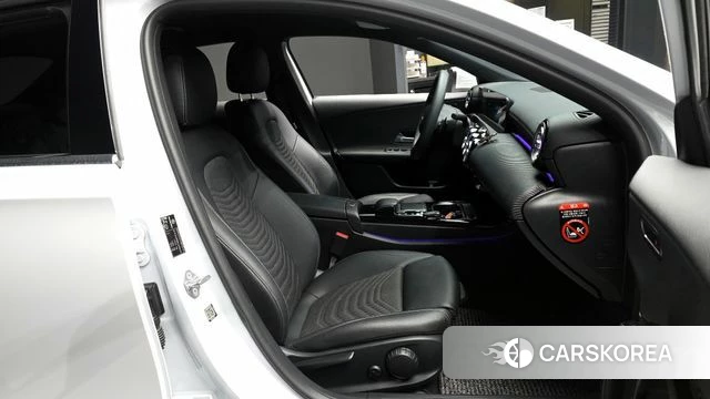 Mercedes-Benz A-Class W177 2020 Белый из Кореи, фото 2