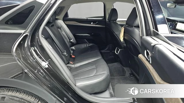 Kia K5 3rd generation 2023 Черный из Кореи, фото 2