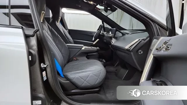 BMW iX 2022 Белый из Кореи, фото 2