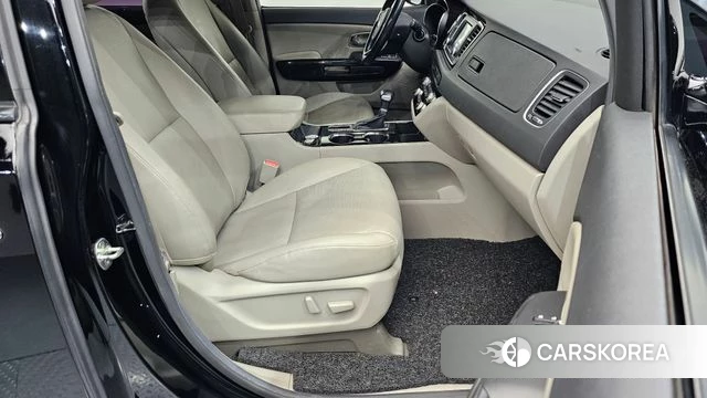Kia The New Carnival id 4325822 из Кореи 2