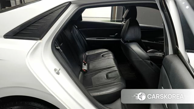 Hyundai Avante (CN7) 2021 Белый из Кореи, фото 2