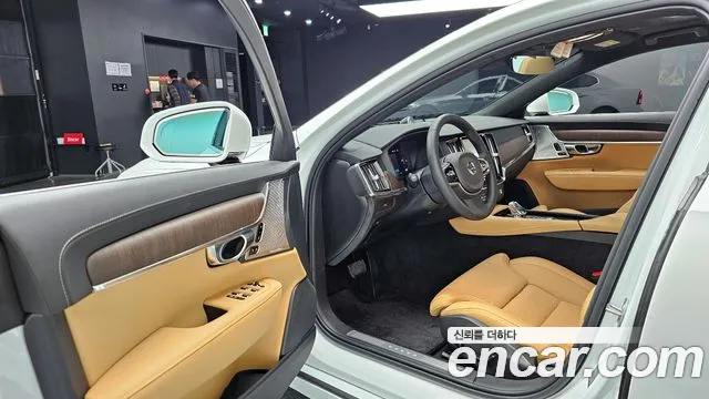 Volvo S90 2023 Белый из Кореи, фото 2