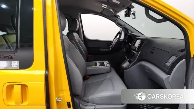 Hyundai The New Grand Starex 2021 Желтый из Кореи, фото 2