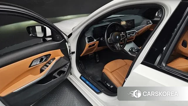 BMW 3 Series (G20) 2023 Белый из Кореи, фото 2