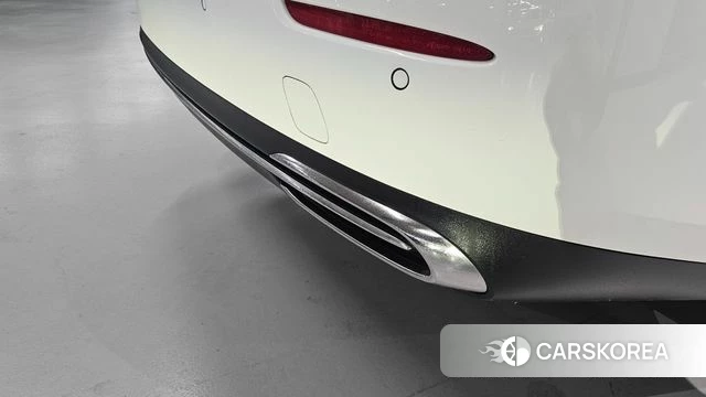 Mercedes-Benz E-Class W214 2025 Белый из Кореи, фото 2