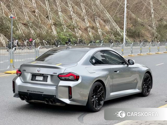 BMW M2 2024 Серебристо-серый из Китая, фото 2