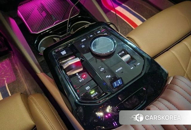 BMW 5 Series (G60) 2024 Серый из Кореи, фото 2