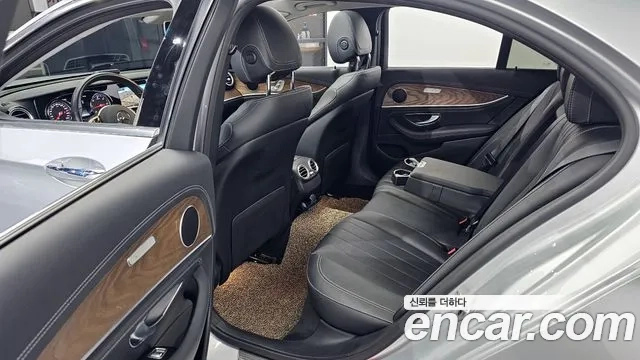 Mercedes-Benz E-Class W213 id 2921892 из Кореи 2