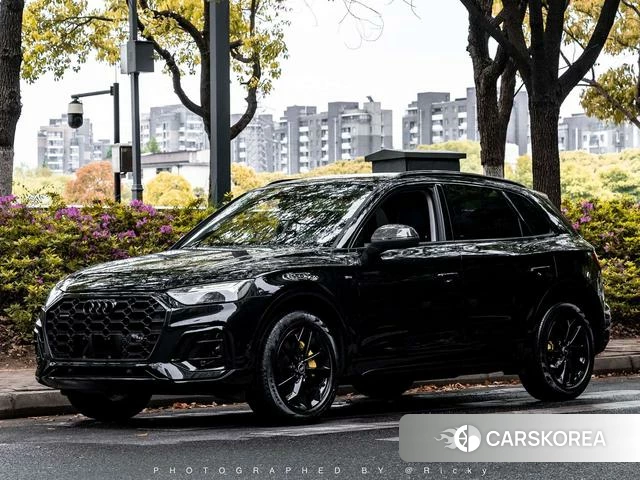 Audi Q5L 2022 Черный из Китая, фото 2