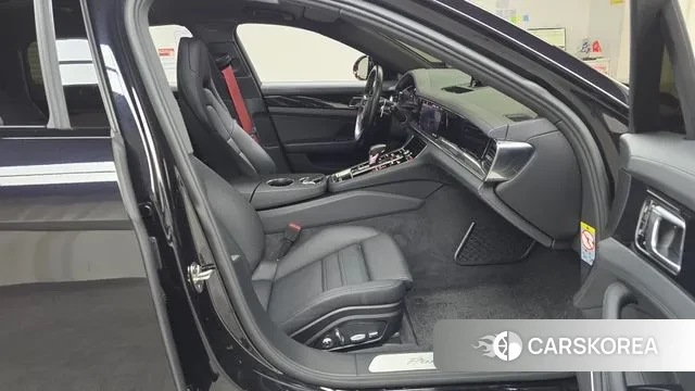 Porsche Panamera (971) 2021 Черный из Кореи, фото 2