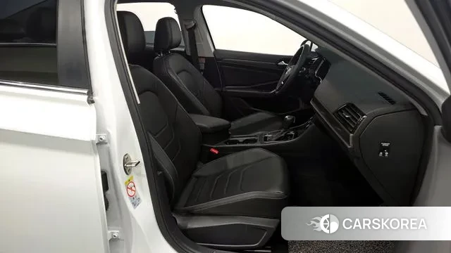 Volkswagen 7th Generation of Jetta 2021 Белый из Кореи, фото 2