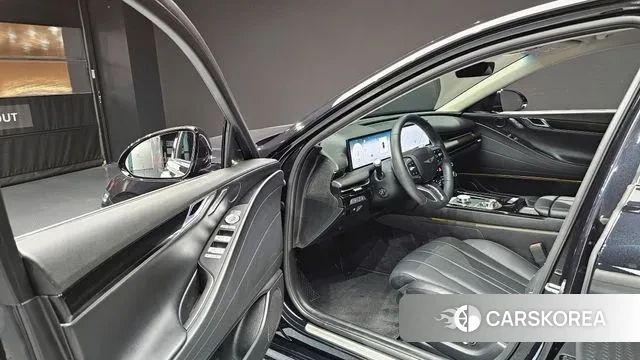 Genesis G80 (RG3) 2024 Черный из Кореи, фото 2