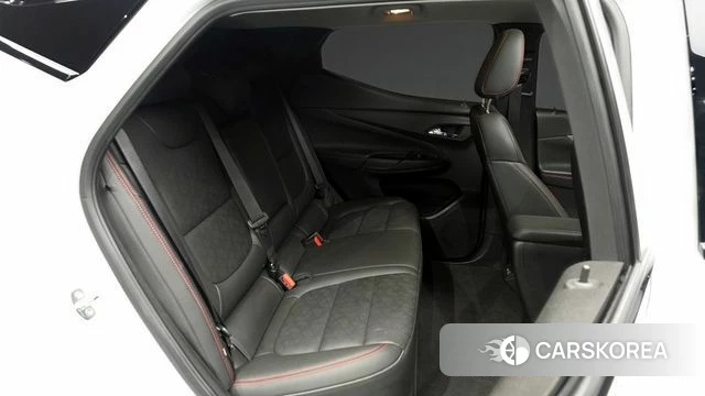 Chevrolet (GM Daewoo) Bolt EUV 2023 Белый из Кореи, фото 2