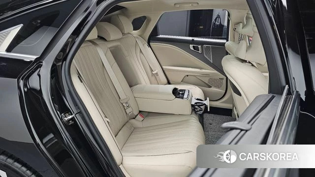 Kia The New K8 Hybrid 2024 Черный из Кореи, фото 2