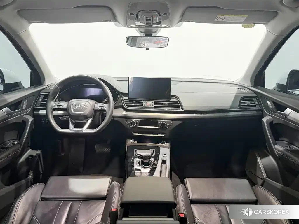 Audi Q5L 2024 Белый из Китая, фото 2