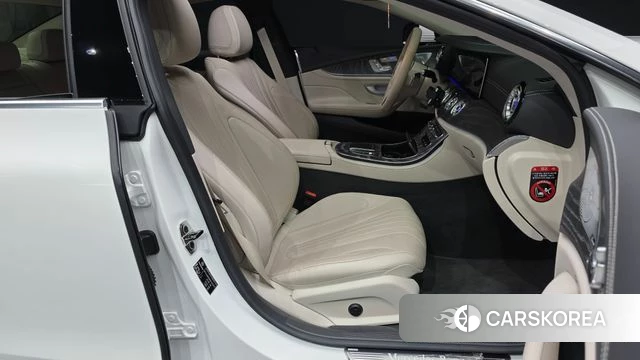 Mercedes-Benz CLS-Class C257 2022 Белый из Кореи, фото 2