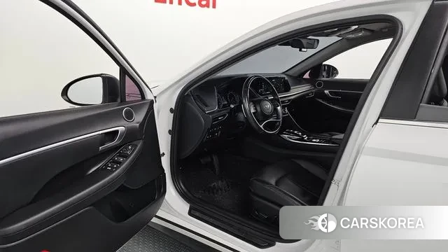 Hyundai Sonata (DN8) 2021 Белый из Кореи, фото 2