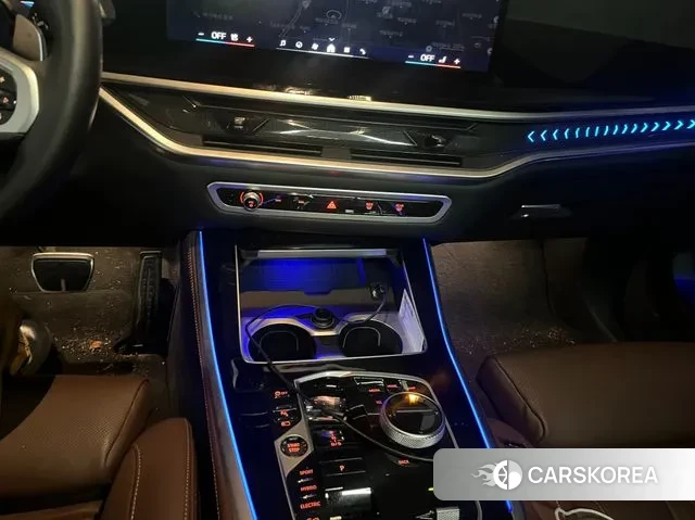 BMW X5 (G05) 2023 Черный из Кореи, фото 2