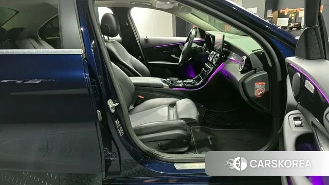 Mercedes-Benz C-Class W205 2018 Синий из Кореи, фото 2