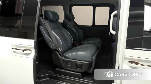 Hyundai Staria 2024 Белый из Кореи, фото 2