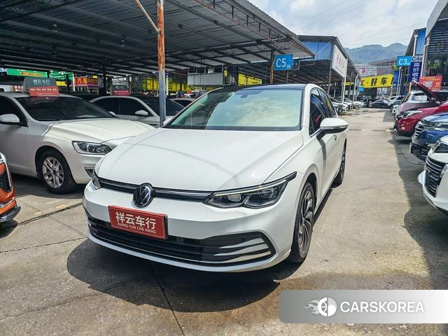 Volkswagen Golf 2022 Белый из Китая, фото 2