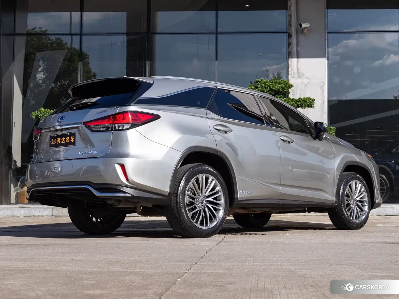 Lexus RX 2023 Silver/gray из Китая, фото 2