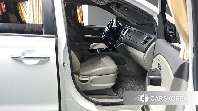 Kia All New Carnival 2018 Белый из Кореи, фото 2