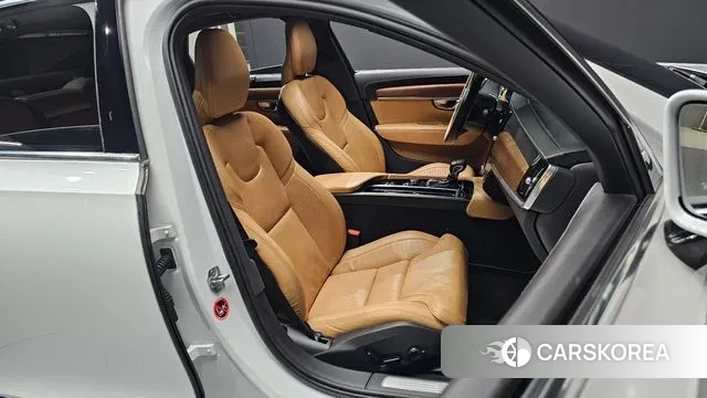 Volvo S90 2019 Белый из Кореи, фото 2