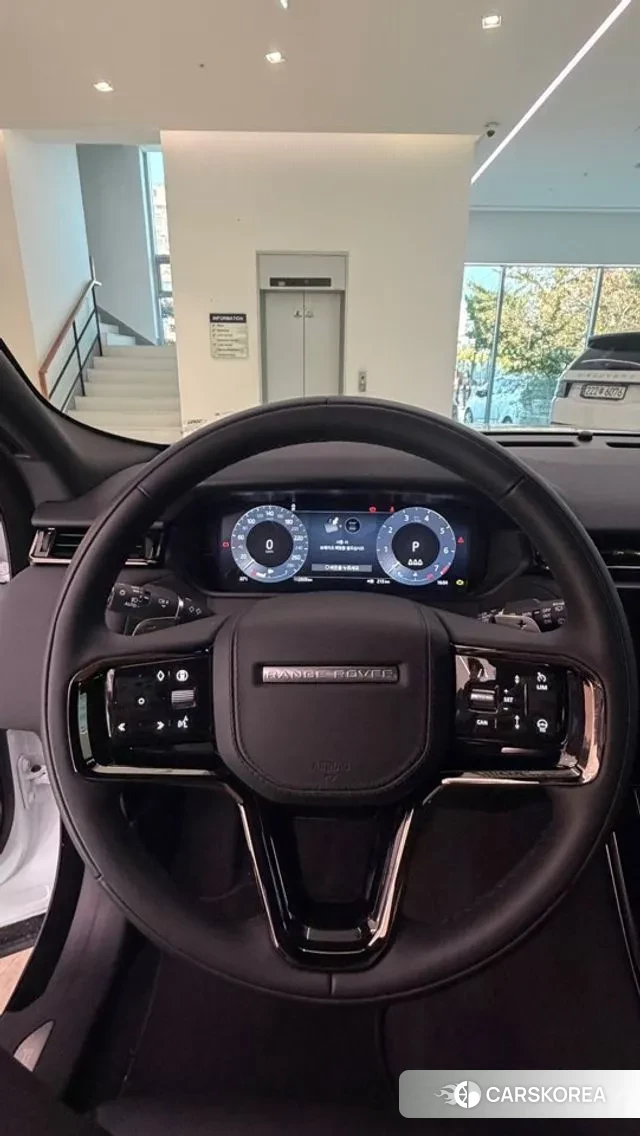 Land Rover Range Rover Velar 2024 Белый из Кореи, фото 2