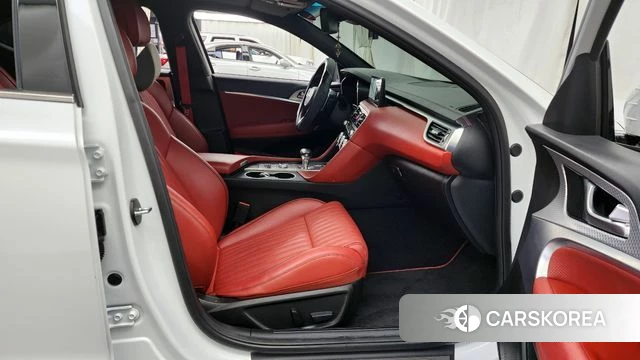 Genesis The New G70 2021 Белый из Кореи, фото 2