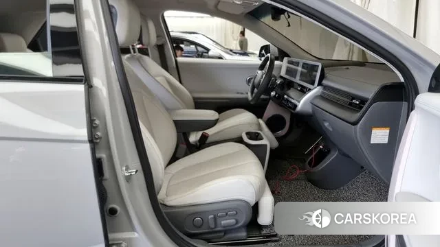 Hyundai Ionic 5 2021 Серебряный из Кореи, фото 2