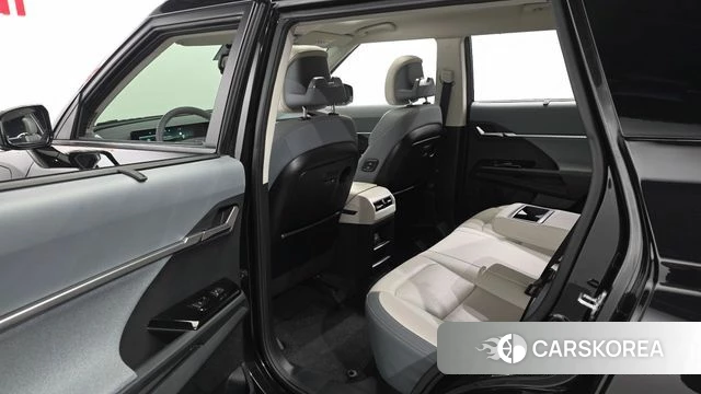 Ssangyong Torres EVX 2024 Черный из Кореи, фото 2