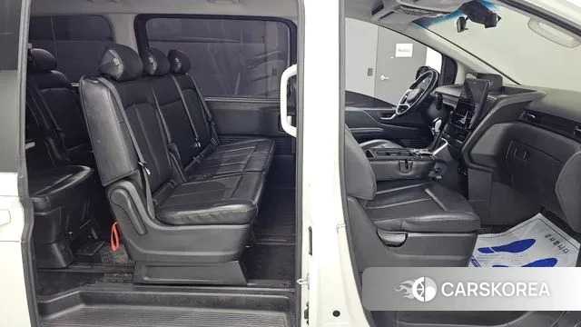 Hyundai Staria 2021 Белый из Кореи, фото 2