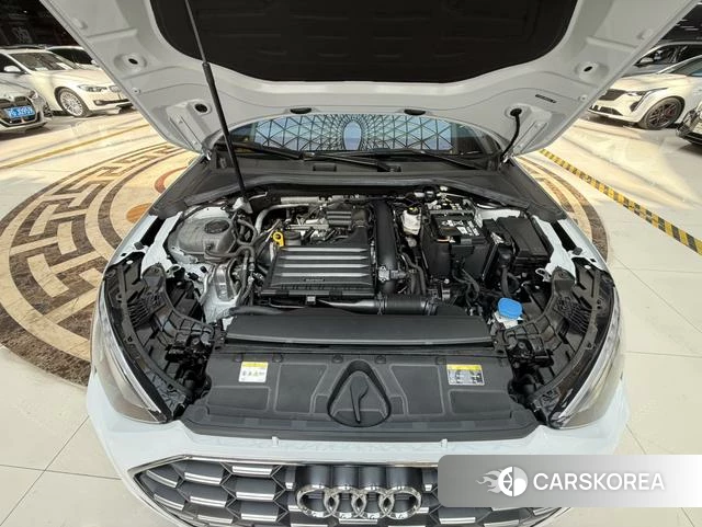 Audi A3 2024 Белый из Китая, фото 2