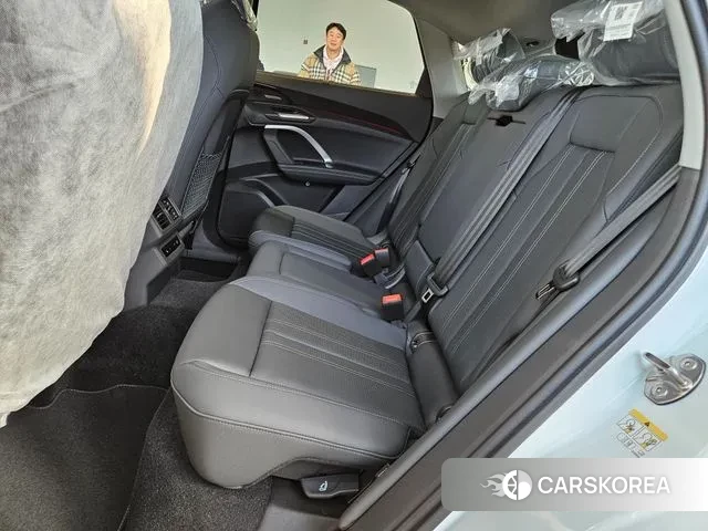 Audi Q5 (80A) 2025 Белый из Кореи, фото 2