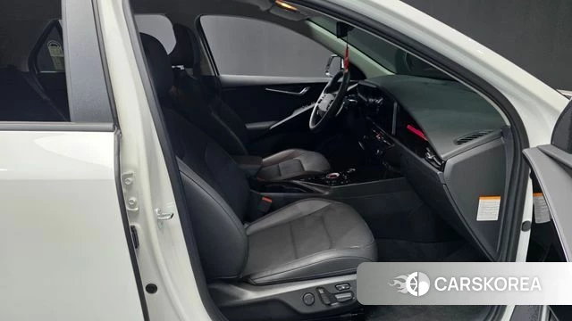 Kia Di All New Niro EV 2024 Белый из Кореи, фото 2