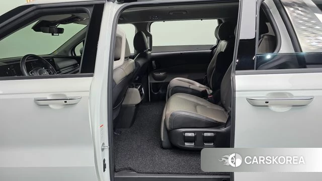 Kia The New Carnival 4th Generation 2023 Белый из Кореи, фото 2