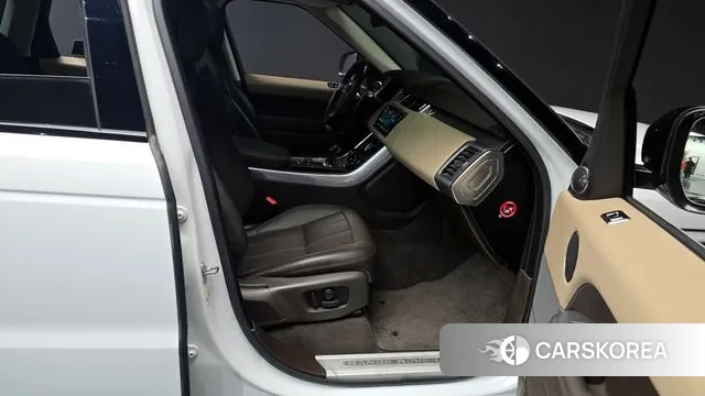 Land Rover Range Rover Sport 2nd Generation 2018 Белый из Кореи, фото 2